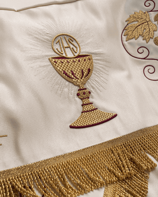 Embroidered canopy with chalice motif - LITURGICAL SHOP