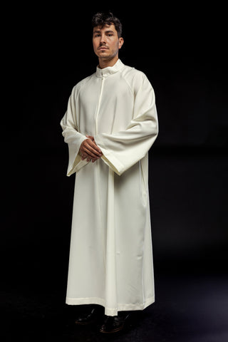 Smooth priest's alb with front zipper in Ecru