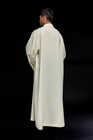 Smooth priest's alb with front zipper in Ecru