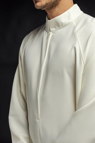 Smooth priest's alb with front zipper in Ecru