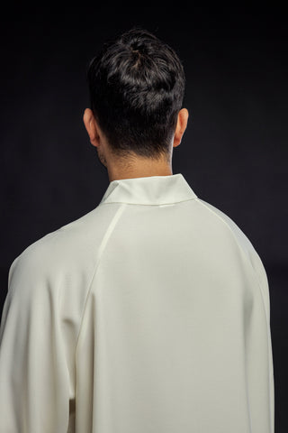 Smooth priest's alb with front zipper in Ecru