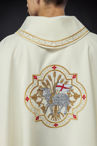 Ecru liturgical chasuble with Lamb of God embroidery and gold trim