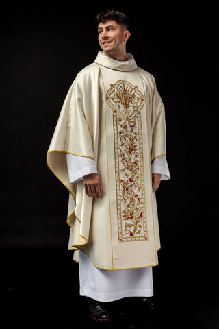 Ecru chasuble with IHS embroidery and gold-satin trimming