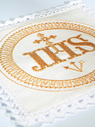 Linen chalice linen with IHS embroidery - LITURGICAL SHOP