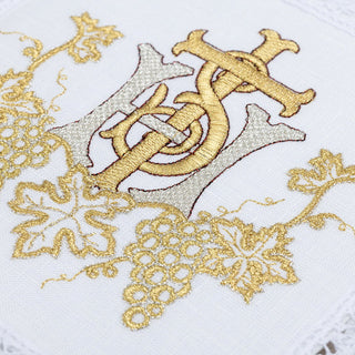 Linen chalice linen with delicate gold IHS embroidery - LITURGICAL SHOP