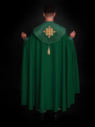 Liturgical cape with green velvet belt and embroidery of crosses - LITURGICAL SHOP