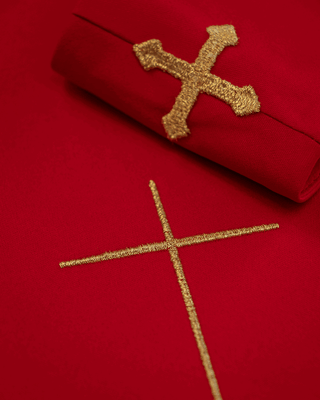 Red chasuble decorated with 500 stones with a narrow band - LITURGICAL SHOP