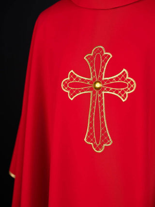 Red chasuble embroidered with the symbol of the cross - LITURGICAL SHOP