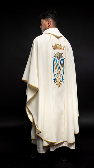 Marian liturgical chasuble embroidered with a crown in ecru color