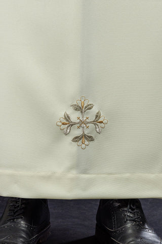 Embroidered priestly alb with a turtleneck in ecru or white