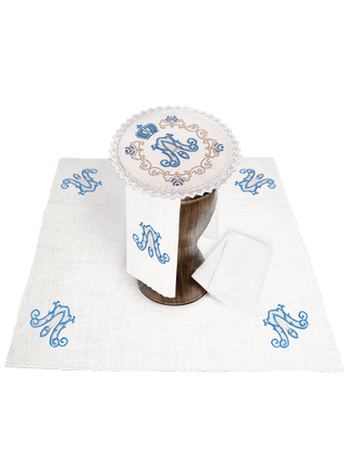 Chalice set with Marian embroidery on linen