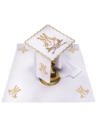 Chalice set with Marian motif and gold embroidery