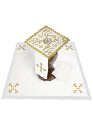 Chalice set made of linen with Eucharistic embroidery and gold threads