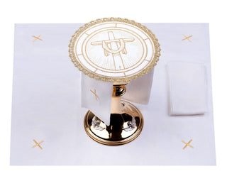 Linen chalice set with the motif of the Cross of the Lord Jesus on a round pall