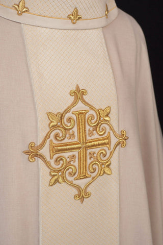 Liturgical chasuble with a velvet ecru band and cross embroidery