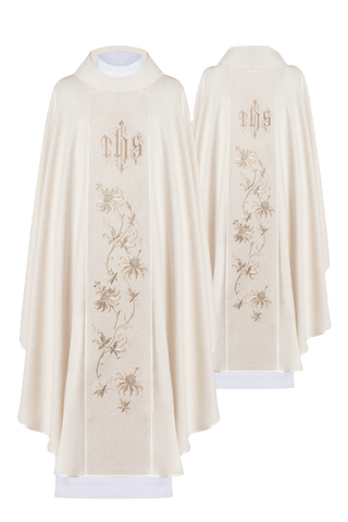 Ecru chasuble with IHS embroidery and gold-satin finish