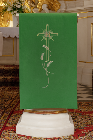 Serweta na lektorium z haftem krzyża i IHS, 55x250 cm, dostępna w kolorach liturgicznych